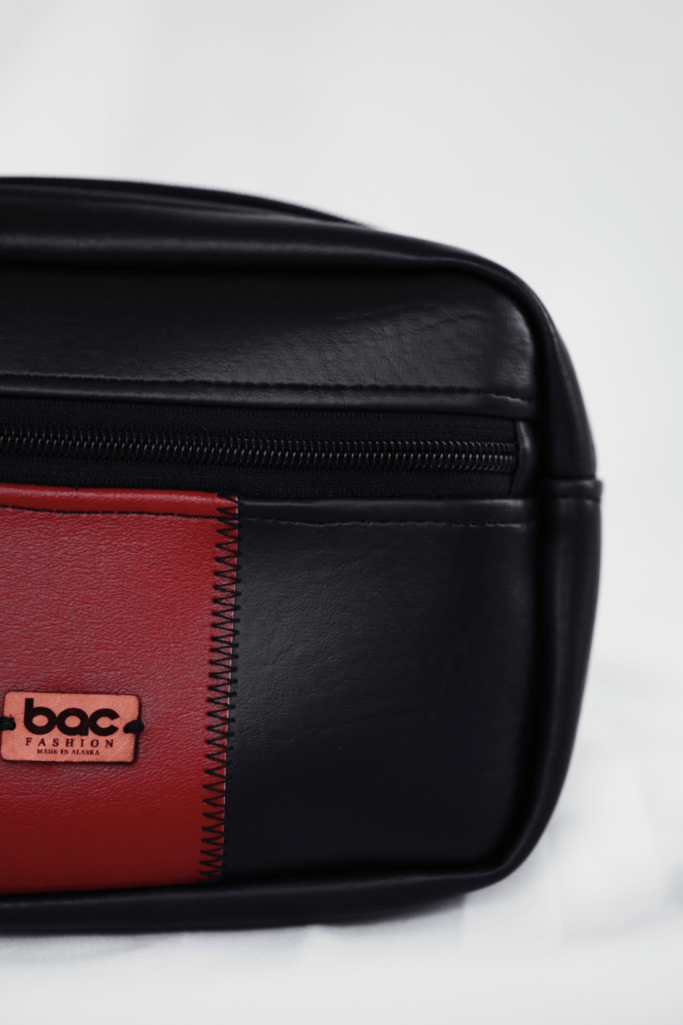 BAC Fannypack - BISHIKWABO  BACPAC BISHIKWABO  BAC Fannypack