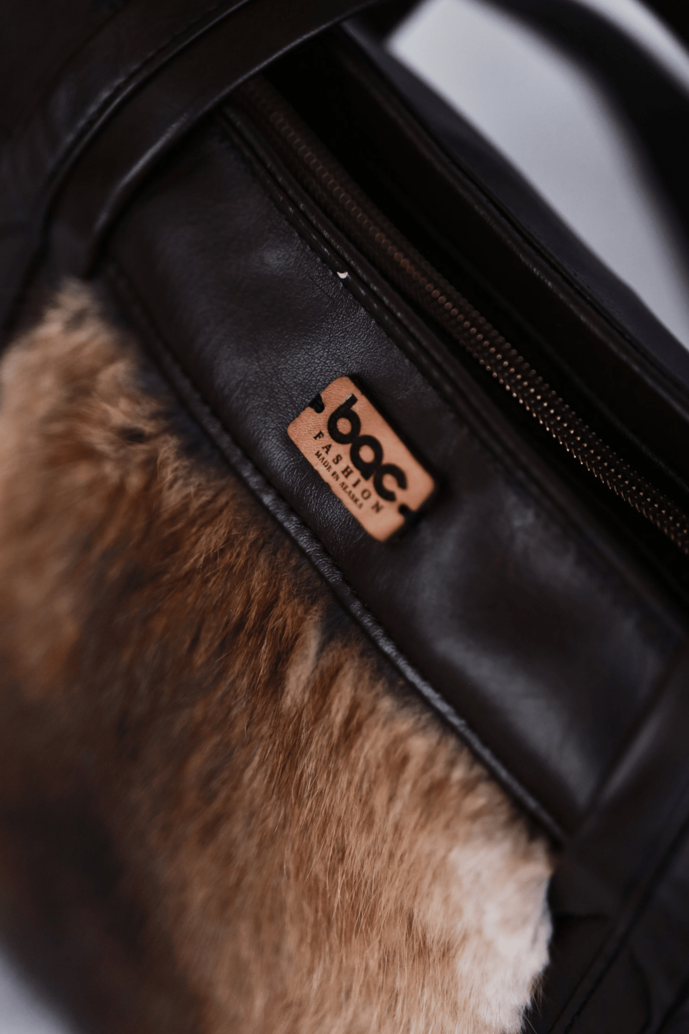 Muskrats Fur purse - BISHIKWABO  BACPAC BISHIKWABO  Muskrats Fur purse